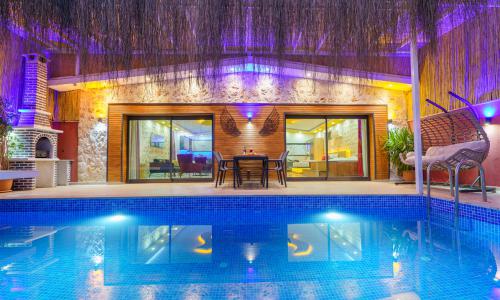Villa Mira Queen — 20
