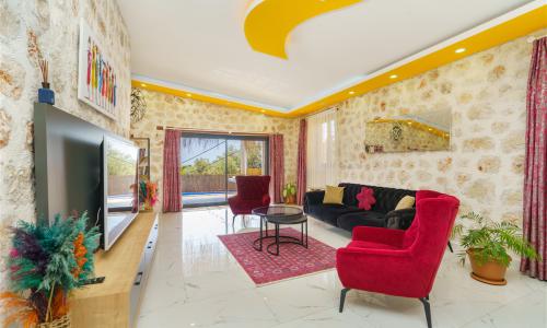 Villa Mira Queen — 32