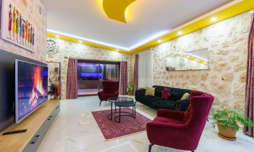 Villa Mira Queen — 34