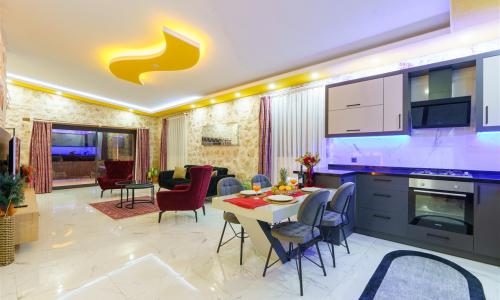 Villa Mira Queen — 37