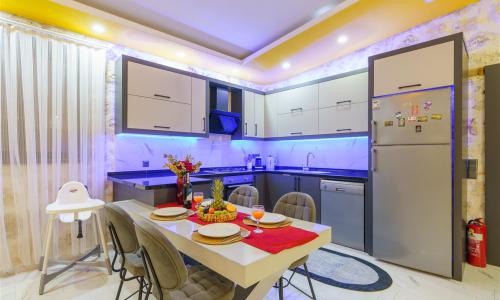 Villa Mira Queen — 51