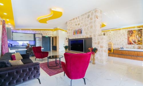 Villa Mira Queen — 39