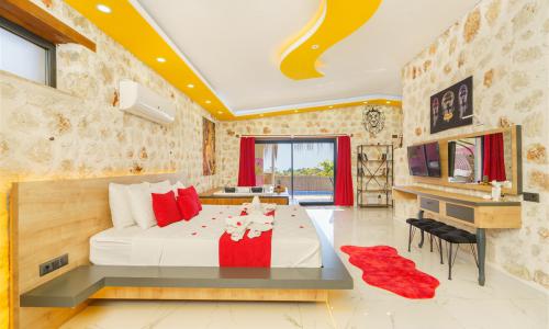 Villa Mira Queen — 69