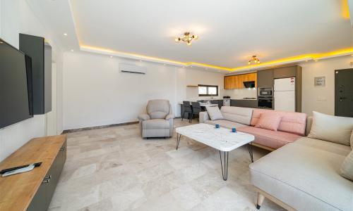 Villa Mira Trio 2 — 54