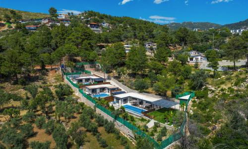 Villa Mira Trio 2 — 6