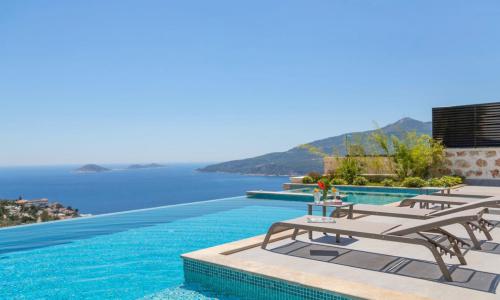 Villa Mirada 1 — 2