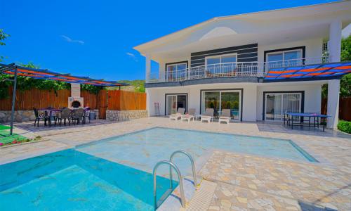 Villa Miranda — 13