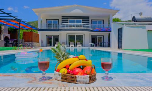 Villa Miranda — 11