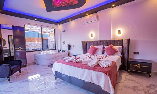 Villa Monica 2 — 2