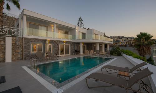 Villa Süper Boss 1 — 1