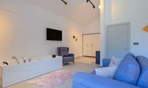 Villa Montana Kirme Duo — 30