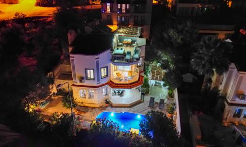 Villa Monte — 48
