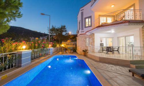 Villa Monte — 6