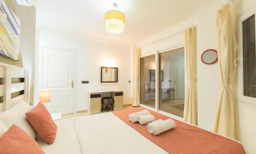 Villa Monte — 36