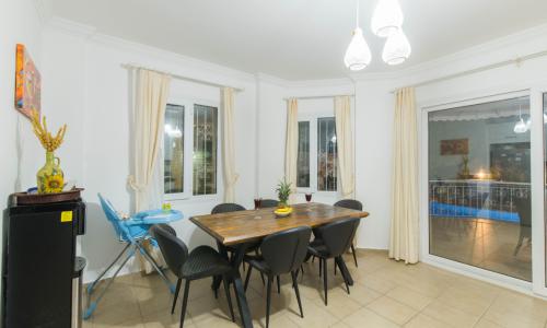 Villa Monte — 72