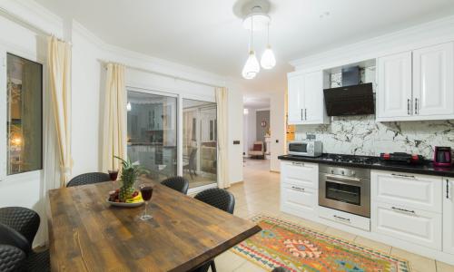 Villa Monte — 35