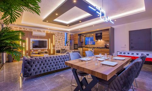Villa Montenegro — 38