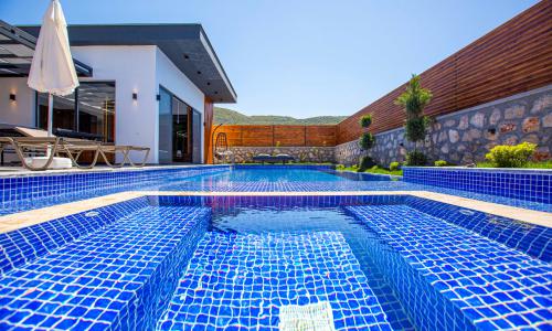 Villa Montenegro — 20