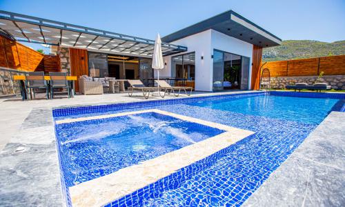 Villa Montenegro — 23