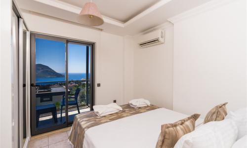 Villa Moon Sunset — 16