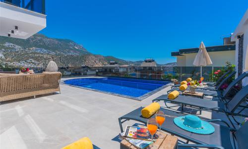 Villa Moon — 11