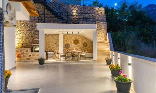 Villa Moon — 2