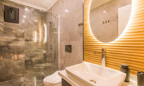 Villa Moonset — 28
