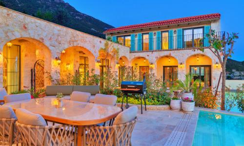 Villa Muses Calipoe — 1