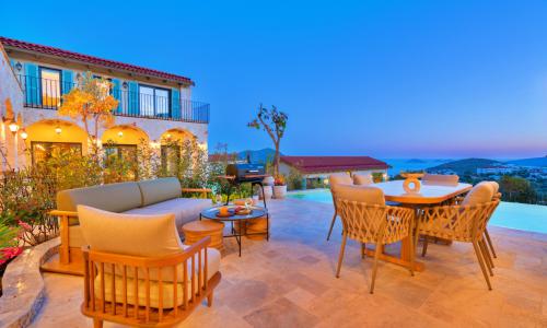 Villa Muses Calipoe — 2