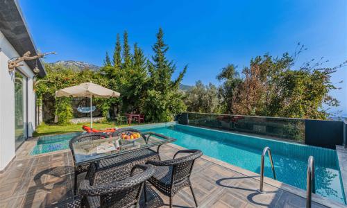Villa Muzo — 11