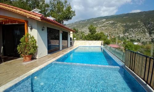 Villa Myra — 11