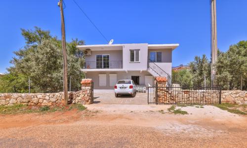 Villa Nazard — 3