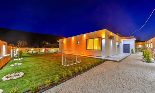 Villa Nazeren — 11