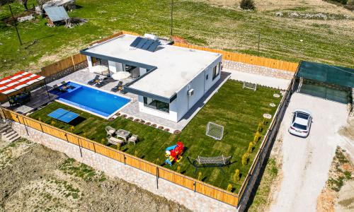 Villa Nazeren — 67