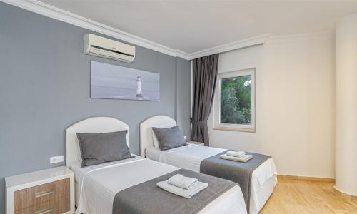 Villa Neptune — 75