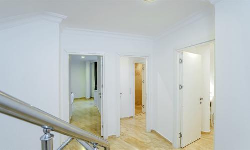 Villa Neptune — 93