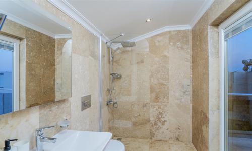 Villa Neptune — 104