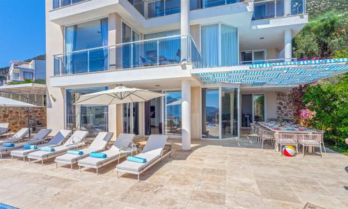Villa Neptune — 1
