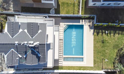 Villa Berzan — 10