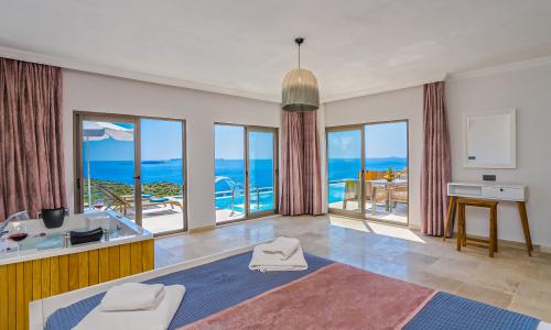 Villa Nevra — 50