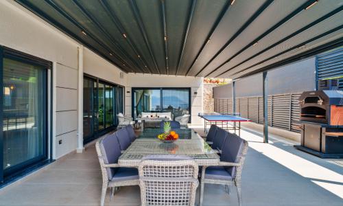 Villa Newcastle — 20