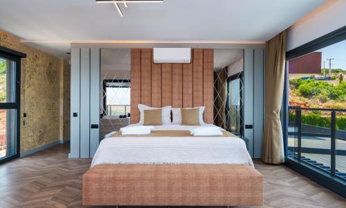 Villa Newcastle — 57