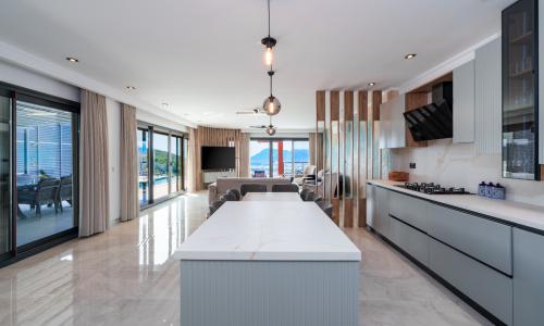 Villa Newcastle — 32