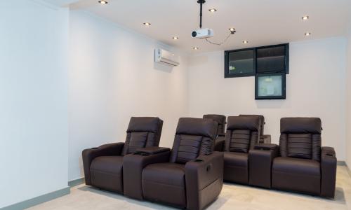 Villa Newcastle — 45