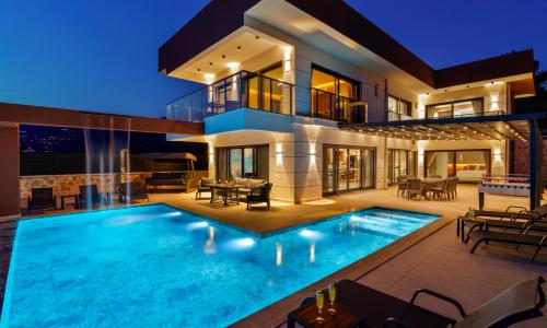 Villa Newcastle — 23
