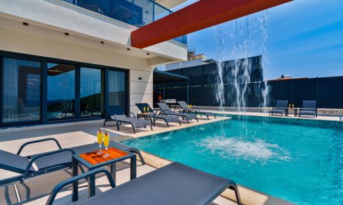 Villa Newcastle — 79