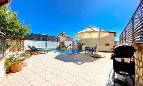 Villa Nisan — 8