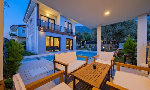 Villa Note 5 — 4