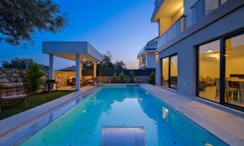 Villa Note 5 — 6