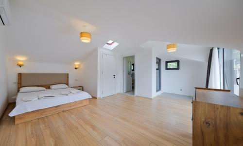 Villa Note 5 — 70